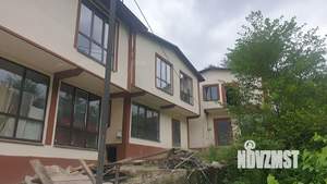Дом 130м², 2-этажный, участок 5 сот.  