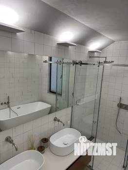 Дом 150м&sup2;, 3-этажный, участок 3 сот.  