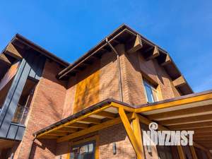 Дом 295м&sup2;, 2-этажный, участок 5 сот.  