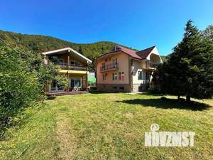 Дом 333м&sup2;, 3-этажный, участок 14 сот.  