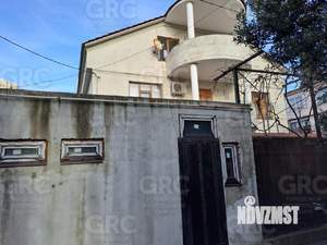 Дом 360м², 3-этажный, участок 3 сот.  