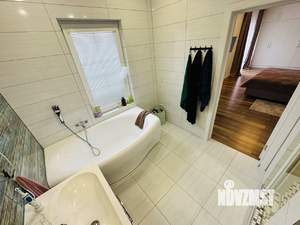 Дом 240м², 2-этажный, участок 5 сот.  