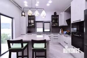 Дом 160м², 1-этажный, участок 10 сот.  