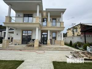 Дом 210м², 2-этажный, участок 6 сот.  