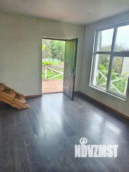 Дом 70м², 2-этажный, участок 5 сот.  