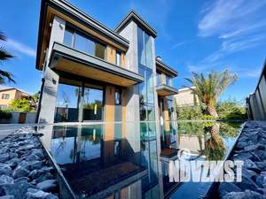 Дом 300м&sup2;, 2-этажный, участок 11 сот.  