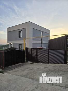 Коттедж 285м², 2-этажный, участок 4 сот.  