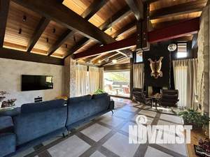 Дом 270м², 2-этажный, участок 9 сот.  