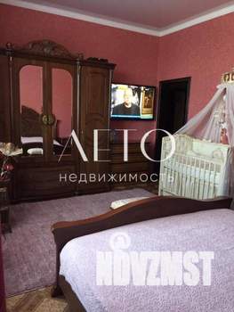 Дом 300м², 1-этажный, участок 4 сот.  