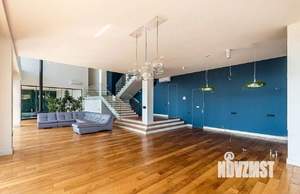 Дом 450м², 2-этажный, участок 10 сот.  