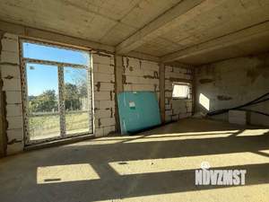 Дом 215м&sup2;, 8-этажный, участок 4 сот.  