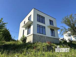 Коттедж 186м², 2-этажный, участок 6 сот.  