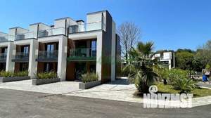 Таунхаус 92м², 2-этажный, участок 2 сот.  