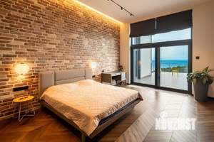 Дом 340м², 2-этажный, участок 12 сот.  