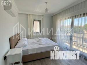 Дом 250м², 2-этажный, участок 6 сот.  