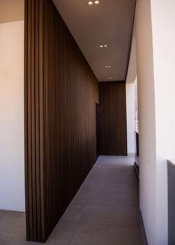 Дом 230м², 2-этажный, участок 5 сот.  