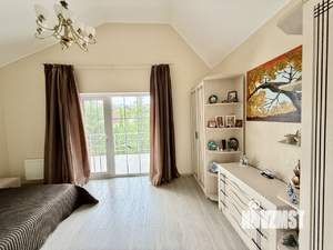 Дом 340м², 2-этажный, участок 14 сот.  