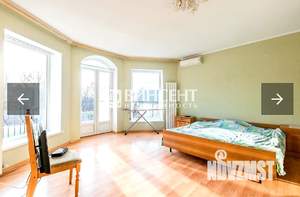 Дом 245м², 2-этажный, участок 10 сот.  