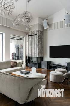 Дом 243м&sup2;, 2-этажный, участок 6 сот.  