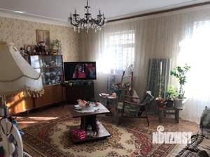 Дом 247м², 3-этажный, участок 6 сот.  