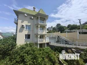 Дом 650м², 4-этажный, участок 10 сот.  