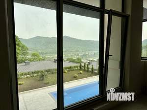 Дом 282м², 2-этажный, участок 10 сот.  