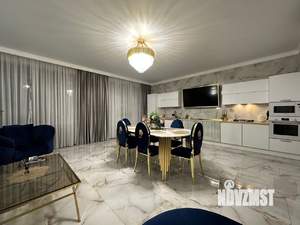 Дом 240м², 3-этажный, участок 5 сот.  