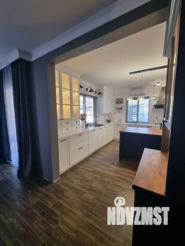 Дом 276м&sup2;, 2-этажный, участок 12 сот.  