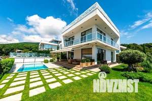 Дом 240м², 2-этажный, участок 10 сот.  