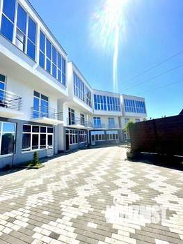 Дом 150м², 3-этажный, участок 10 сот.  