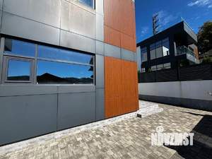 Коттедж 215м², 2-этажный, участок 4 сот.  