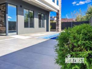 Дом 240м², 2-этажный, участок 4 сот.  