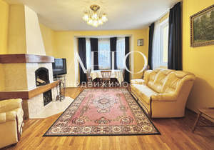 Дом 290м², 3-этажный, участок 5 сот.  