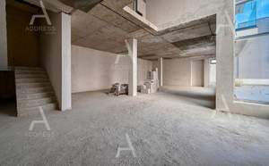 Дом 960м², 3-этажный, участок 12 сот.  