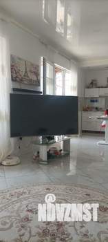 Дом 329м², 3-этажный, участок 5 сот.  