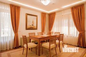 Дом 570м², 4-этажный, участок 7 сот.  