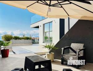 Дом 250м², 2-этажный, участок 10 сот.  