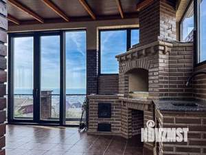 Дом 200м², 2-этажный, участок 5 сот.  