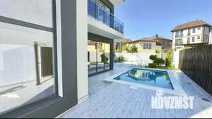 Дом 240м², 2-этажный, участок 8 сот.  