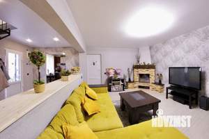 Коттедж 270м², 3-этажный, участок 6 сот.  