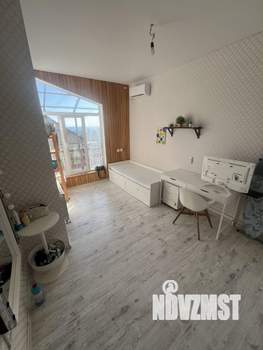 Дом 250м², 2-этажный, участок 5 сот.  