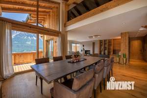 Дом 370м², 2-этажный, участок 11 сот.  