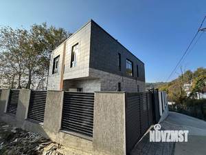 Коттедж 200м², 2-этажный, участок 4 сот.  