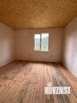 Дом 67м&sup2;, 2-этажный, участок 6 сот.  