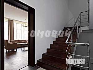 Дом 250м², 4-этажный, участок 4 сот.  