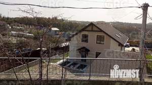 Дом 198м², 2-этажный, участок 4 сот.  