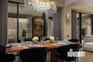 Дом 280м², 2-этажный, участок 8 сот.  