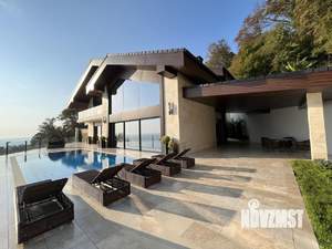 Дом 240м², 2-этажный, участок 7 сот.  