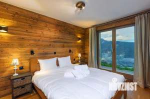 Дом 170м², 3-этажный, участок 15 сот.  