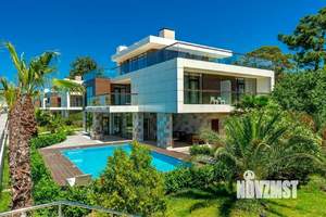 Коттедж 400м&sup2;, 3-этажный, участок 12 сот.  